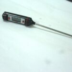 FOOD THERMOMETER